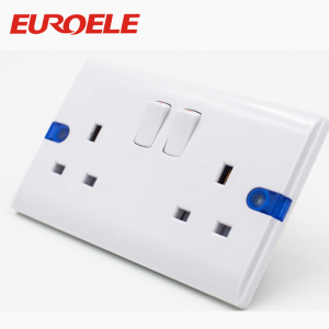 Good Quality White Color ABS Double Plug Switched Socket